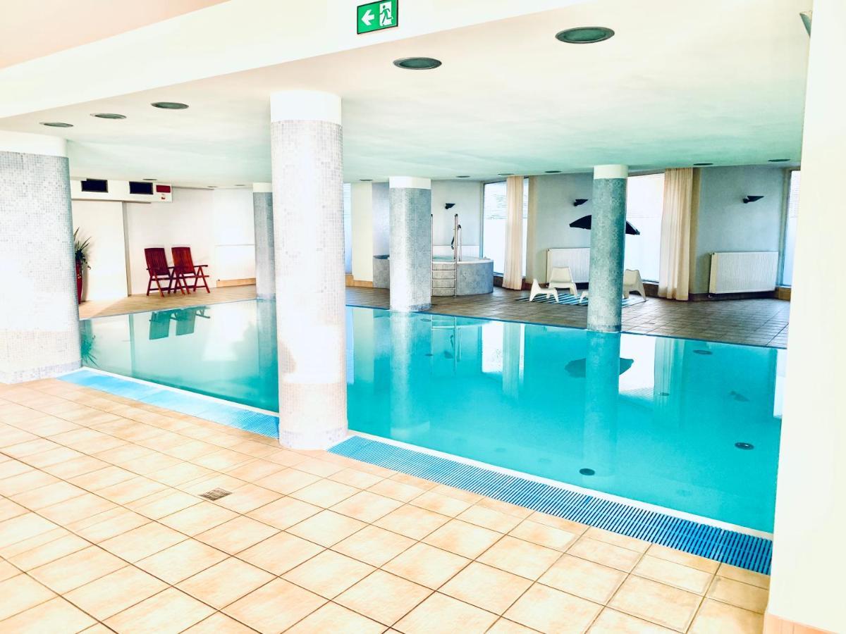 City View Wellness Apartment Swim&Steam&Relax Cracovie Extérieur photo